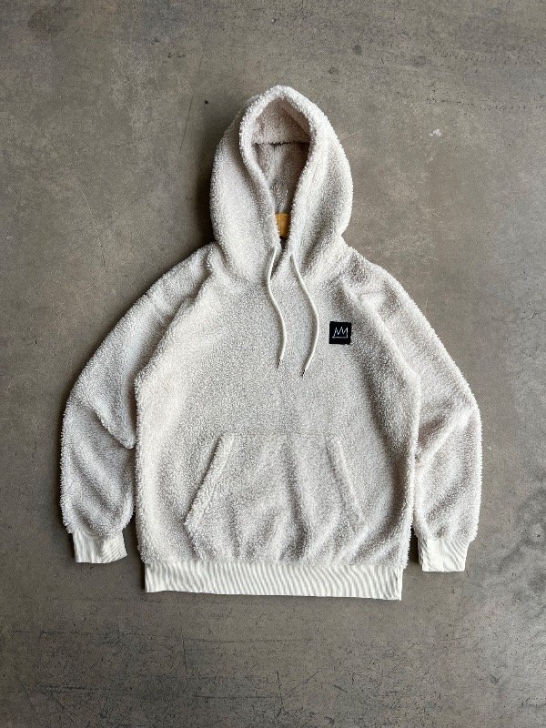 Producto - HOODIE SHERPA JEAN MICHEL BASQUIAT COLOR HUESO (M)