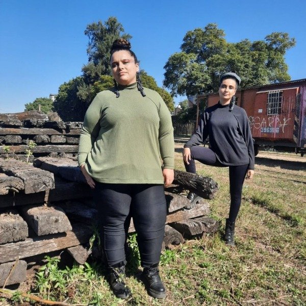 Producto - Buzo panal de abeja