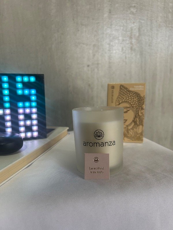 Producto - Vela Aromática Premium Vainillas Encantadas