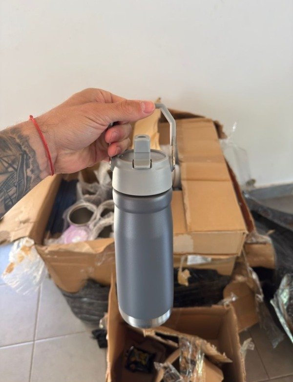 Producto - Botella flip 650ml