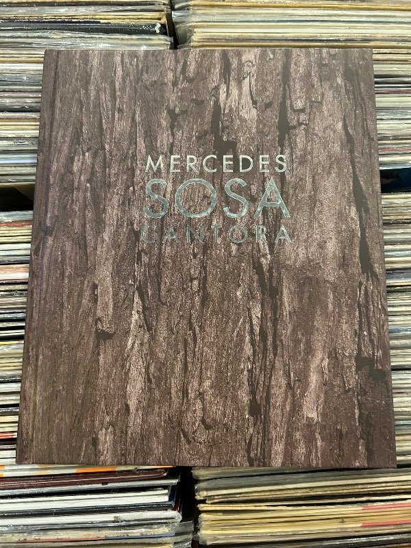Producto - Mercedes Sosa Cantora libro más cds