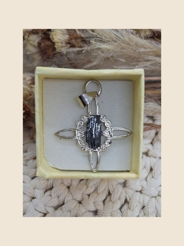 Producto - Dije nudo de bruja con turmalina