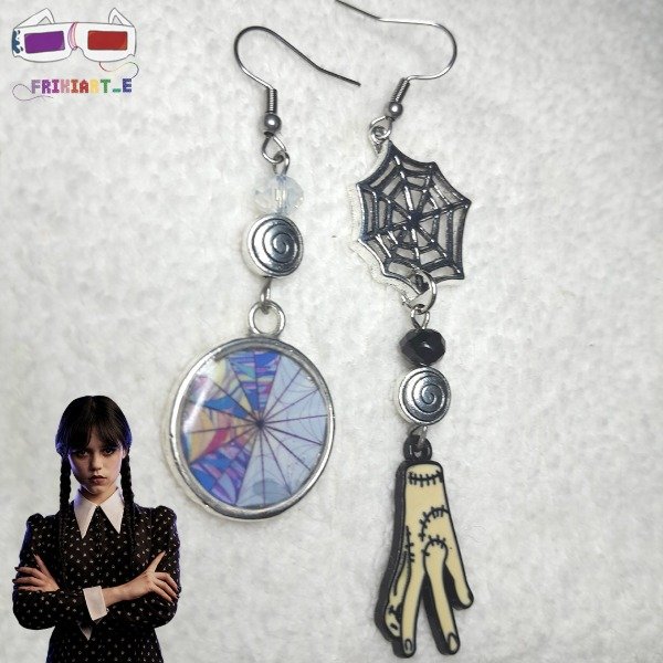 Producto - Aros Merlina (2 opciones)