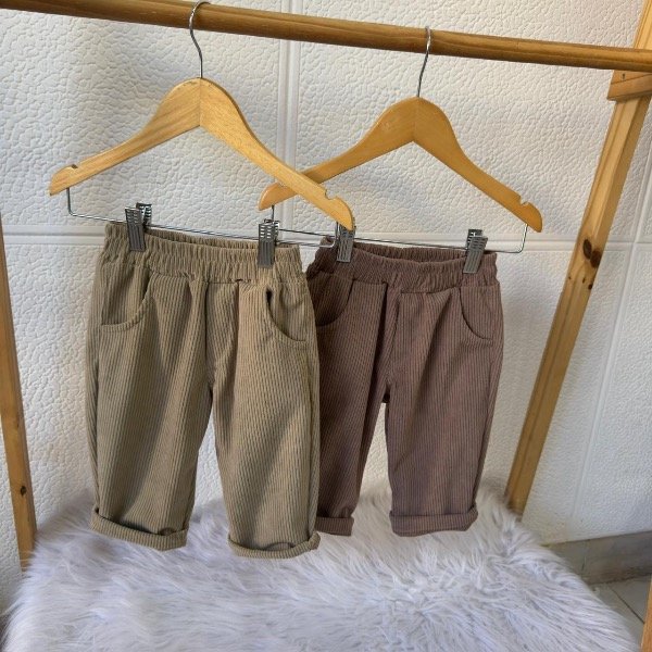 Pantalón de corderoy unisex talles hasta 4 años
