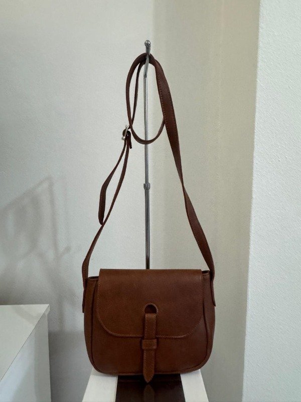 Producto - MINI BAG RENATA DE CUERO COLOR HABANO