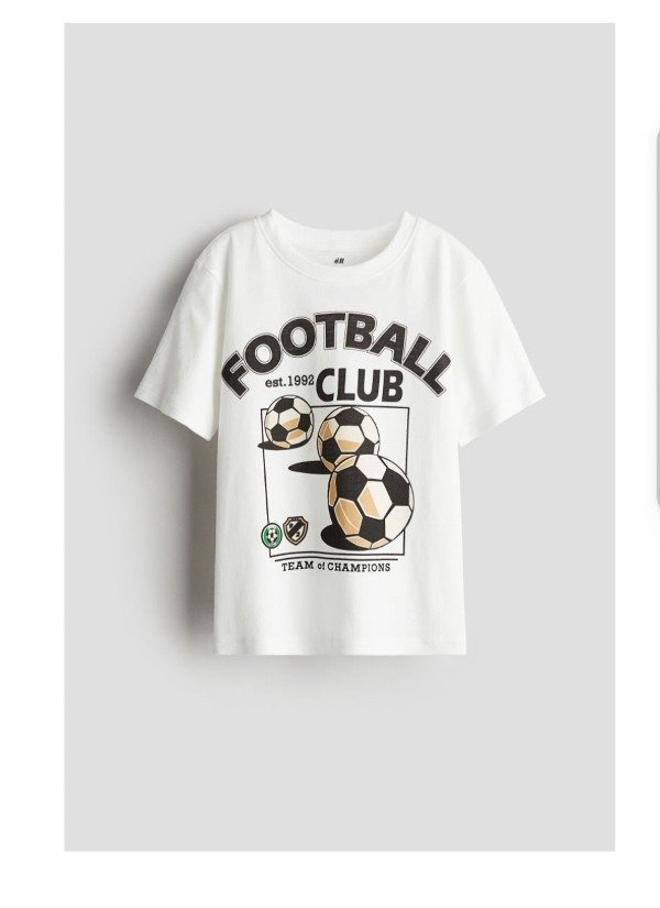 Remera manga corta HyM talle 3/4 futbol
