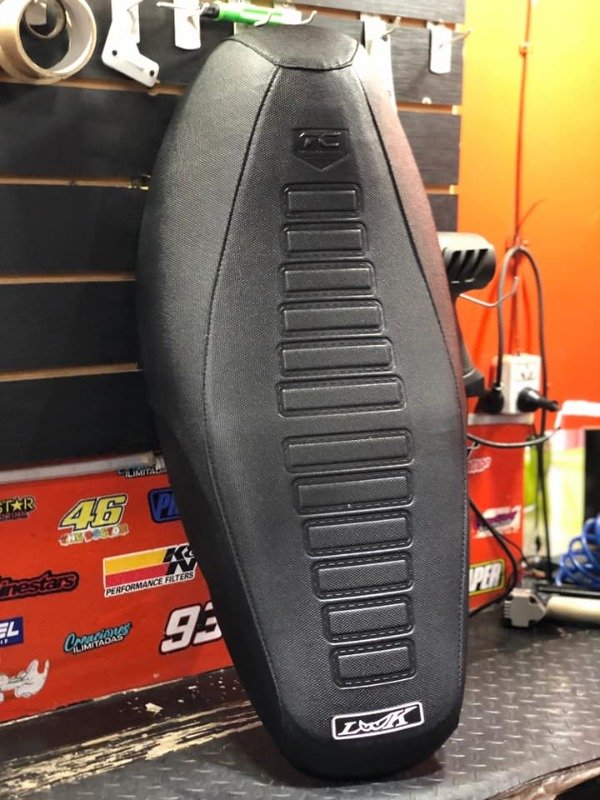 Producto - FUNDA ASIENTO SIN LOGO 110 CC