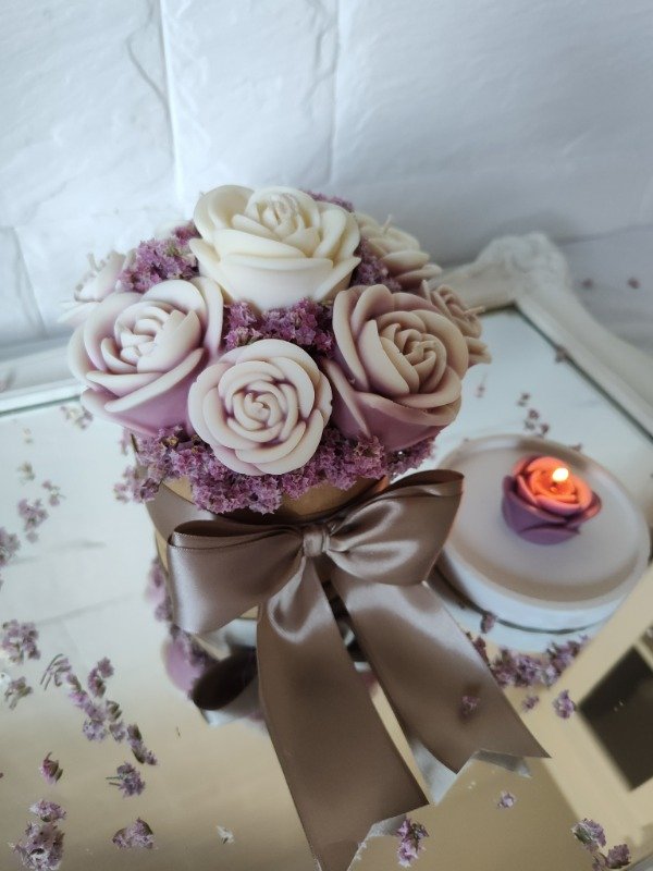 Producto - Bouquet Nueve Rosas color Ciruela