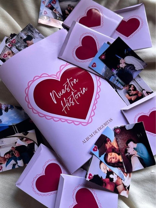 Producto - Album Figuritas Personalizado - Enamorados