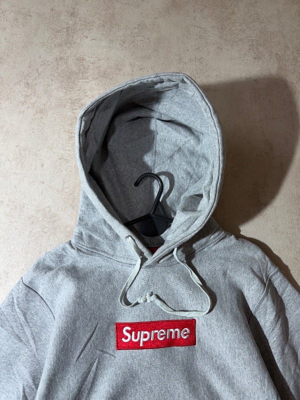 Producto - Buzo Suprame T.S Replica - 1