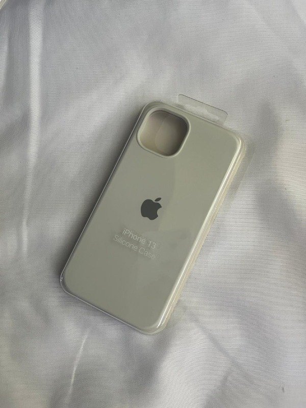 Producto - Iph 13 y iph 14 silicona case blancaa