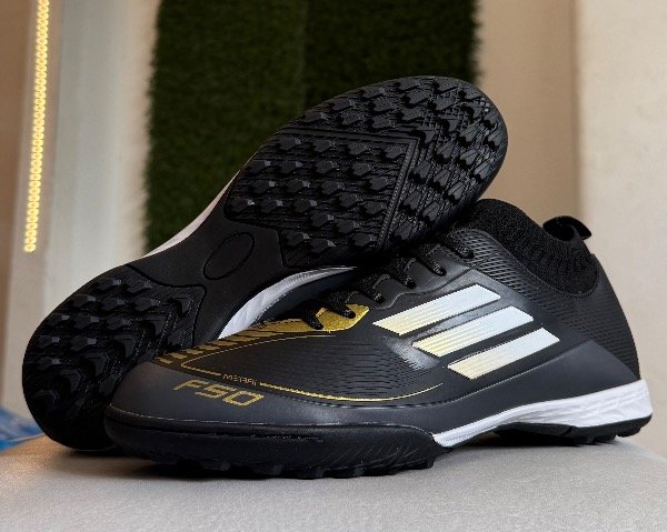 Producto - ADIDAS F50 negro dorado 5gm