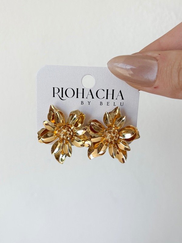 Producto - Aros Hortensia (dorado)
