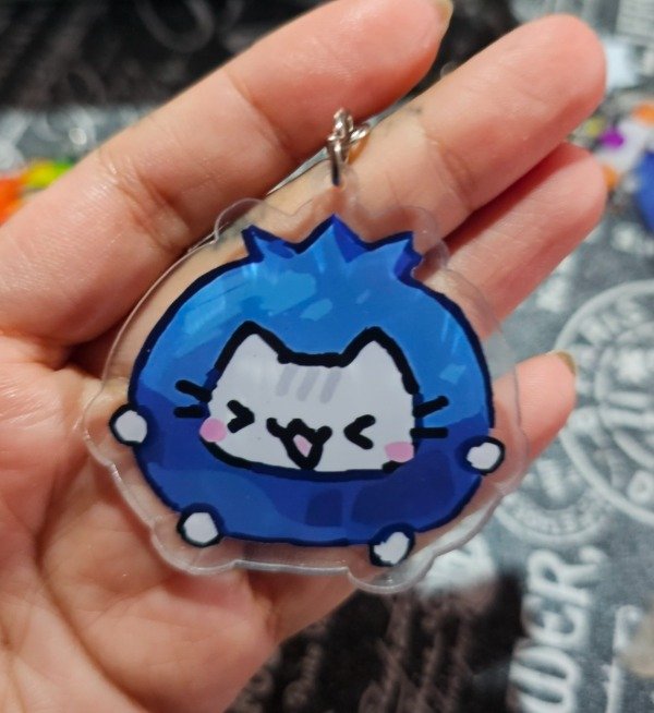 Producto - Llavero acrílico gatito fruta