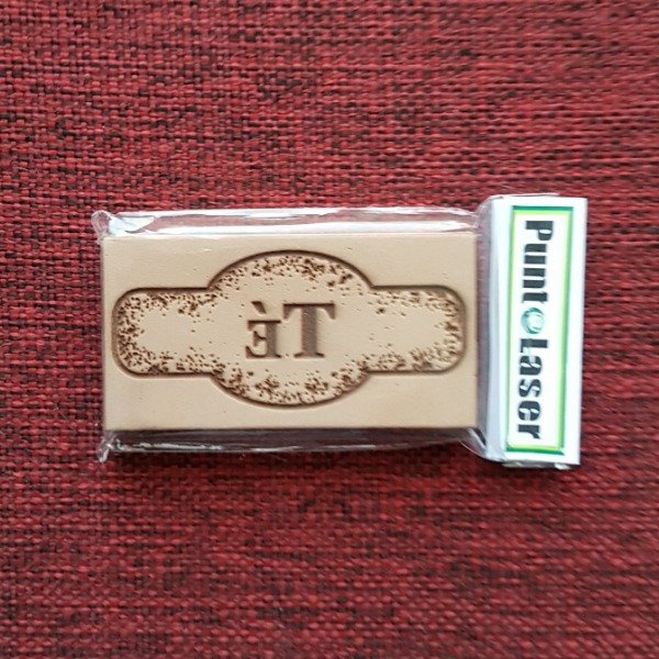 Producto - Bajo Relieve - 8,5 x 4,5 cm - Cod. 9022