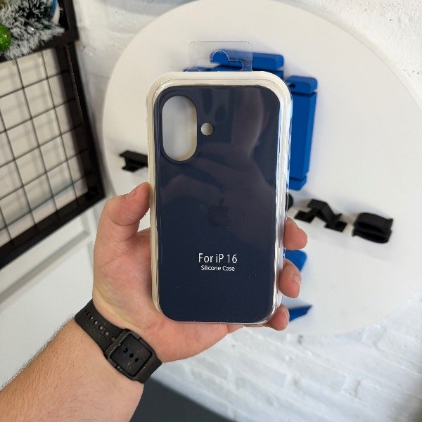 Producto - Silicone Case Azul Marino - iPhone 16