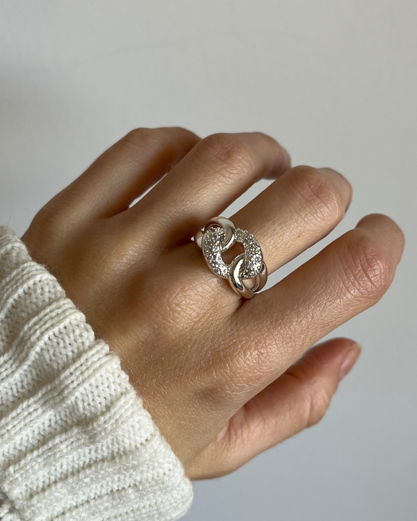 Producto - Anillo grueso enlazado con micropave de acero blanco número 15