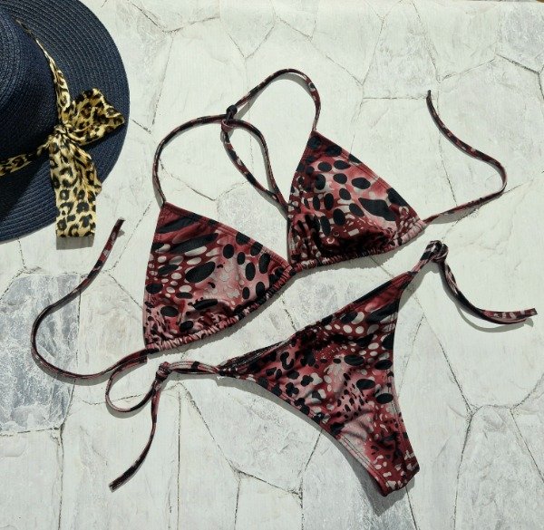 Producto - Bikini print vino - talle 95