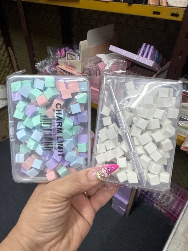 Producto - Mini esponjitas para difuminado charm limit con pinza surtidas sin eleccion