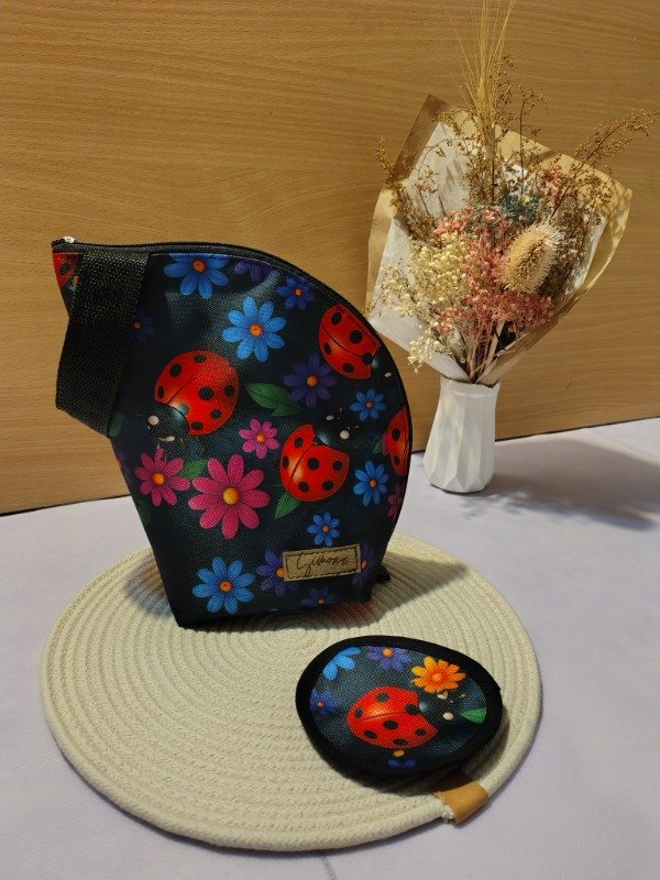 Producto - PORTA TAZA VIRAL VAQUITA DE SAN ANTONIO 1