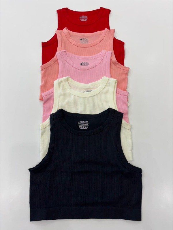 Producto - Musculosa crop vicblack