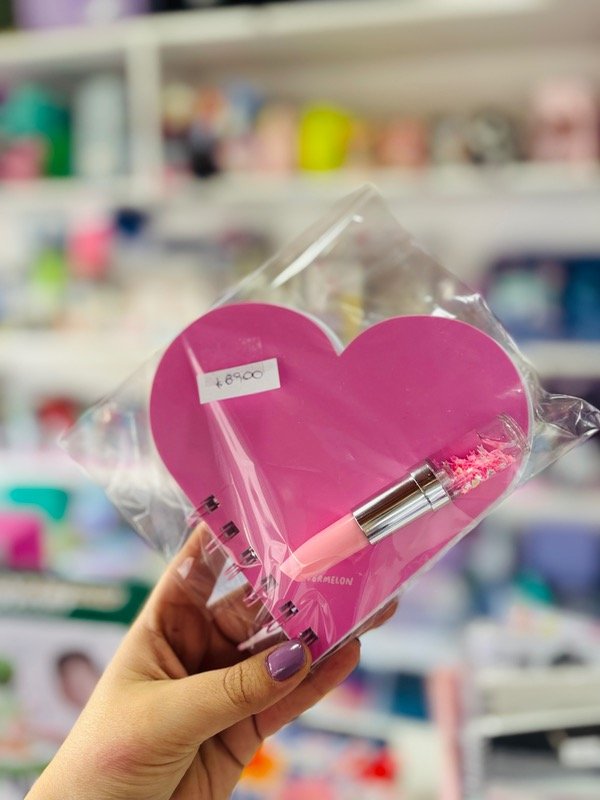 Producto - Set libreta corazón y lapicera animada