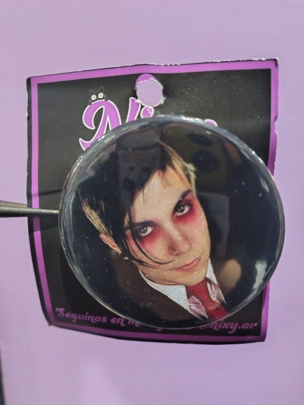 Producto - Pin Frank Iero My Chemical Romance