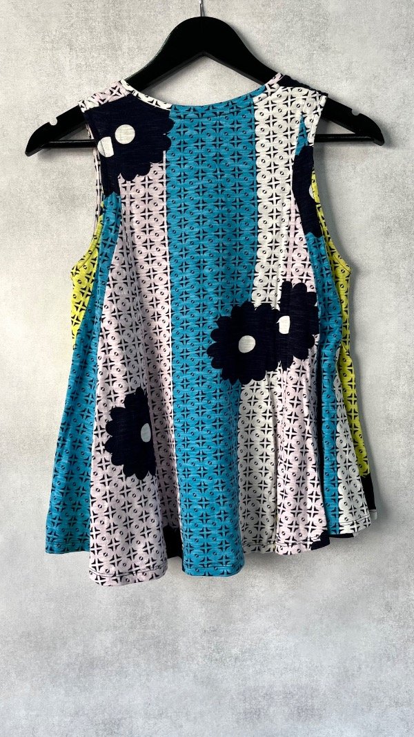 Producto - Musculosa Jazmin Chebar T1 - 5