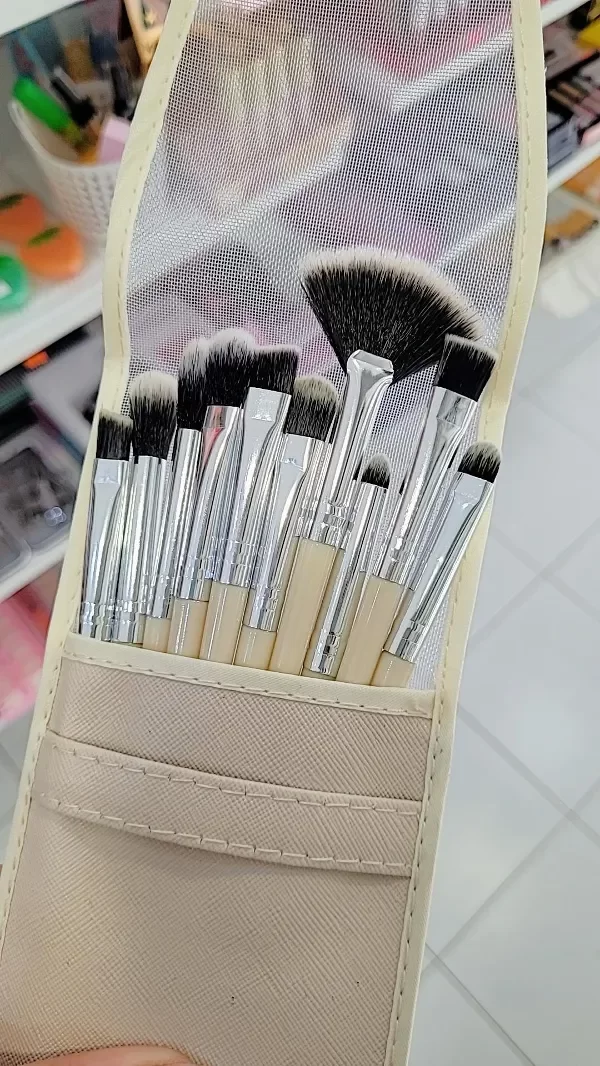 Producto - Set de brochas x10 + porta brochas