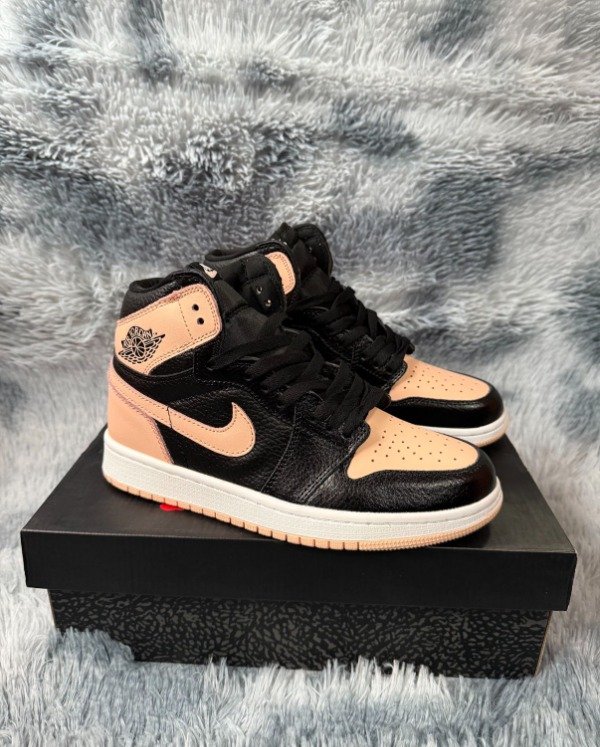 Producto - JORDAN RETRO 1 CRIMSON TINT