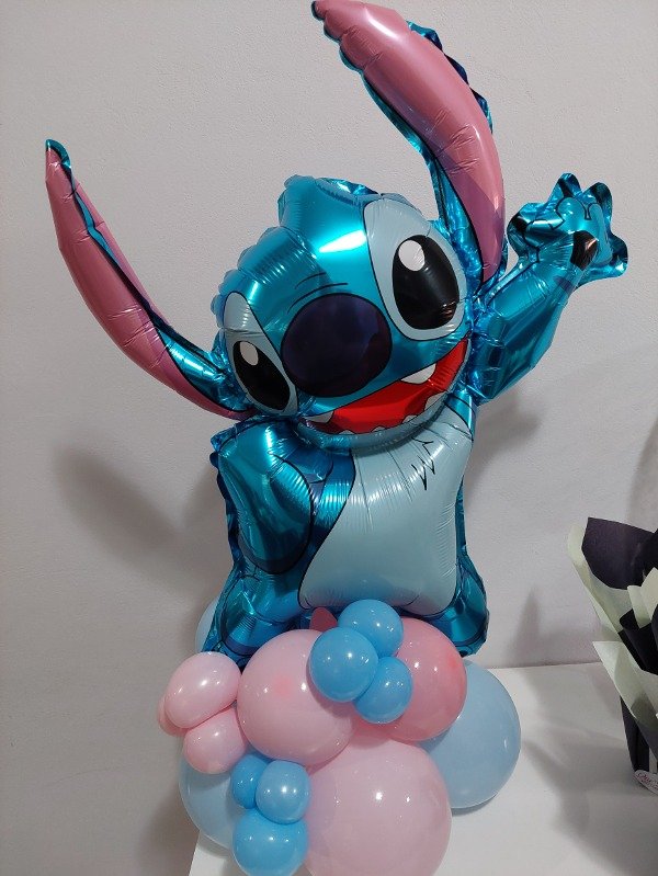 Producto - Centro de Mesa Stich con base de globos