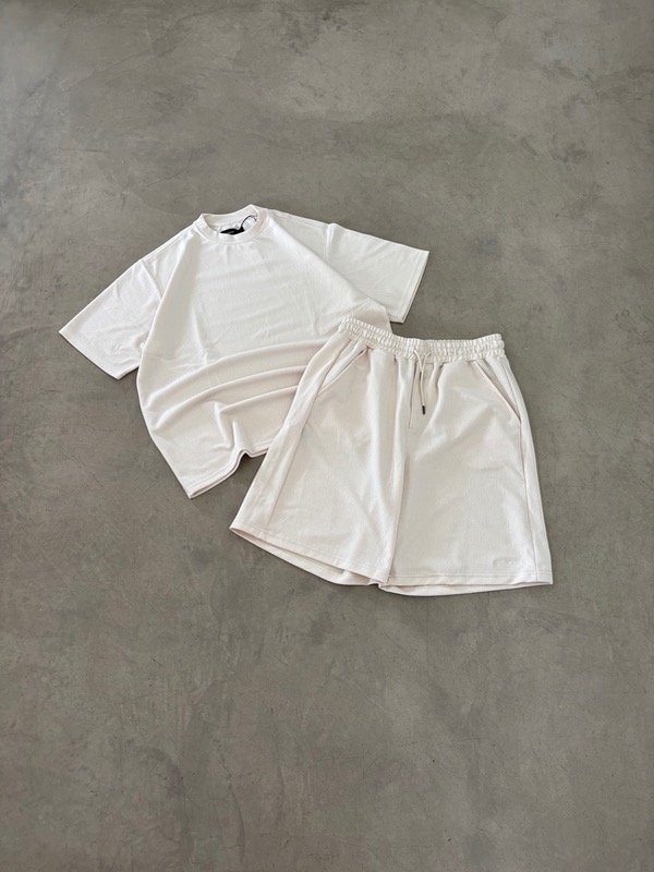 Producto - Conjunto cream T.M NUEVO