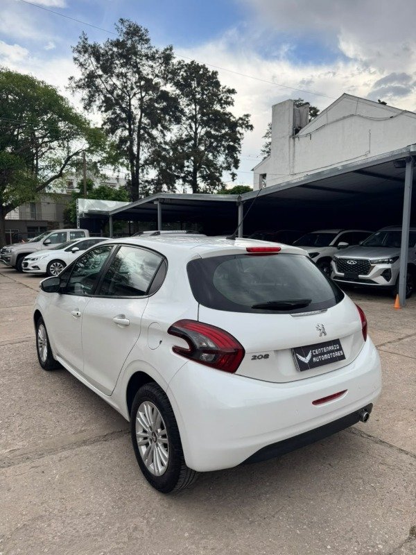 Producto - Peugeot 208 1.6 Allure 2018 - 5