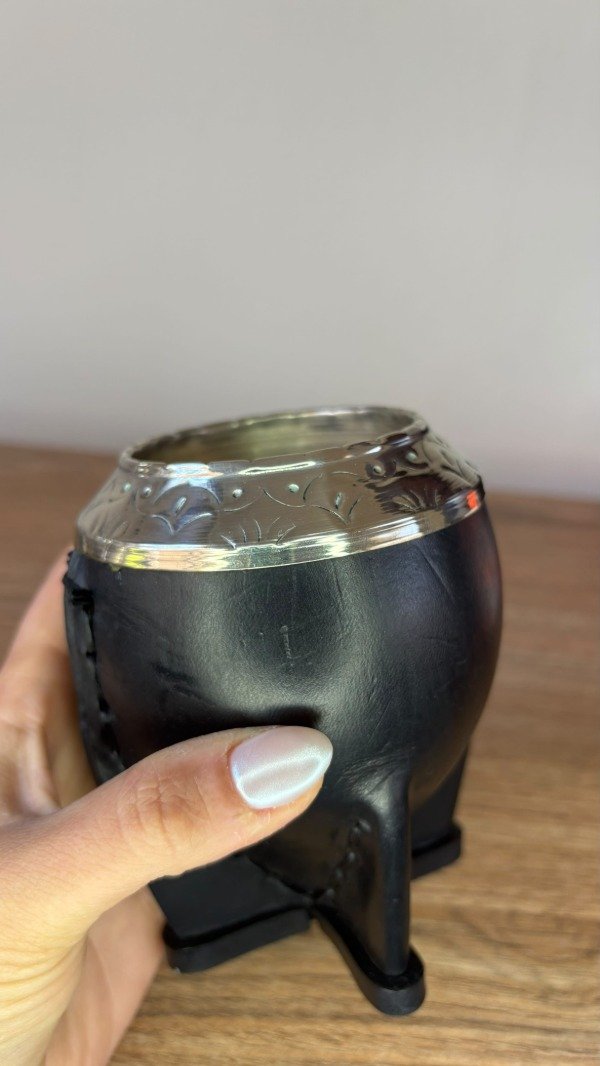 Producto - Mate torpedo clásico con virola de alpaca - 1