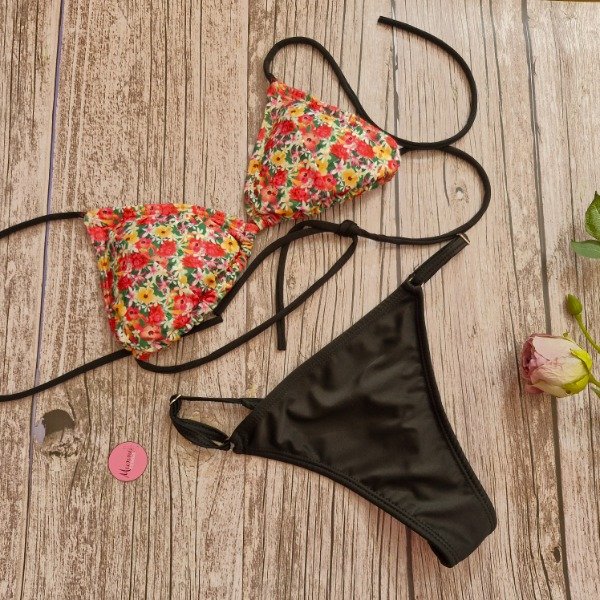 Producto - Bikini floreada- talle 85