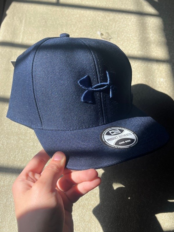 Producto - Gorra Plana Under Armour