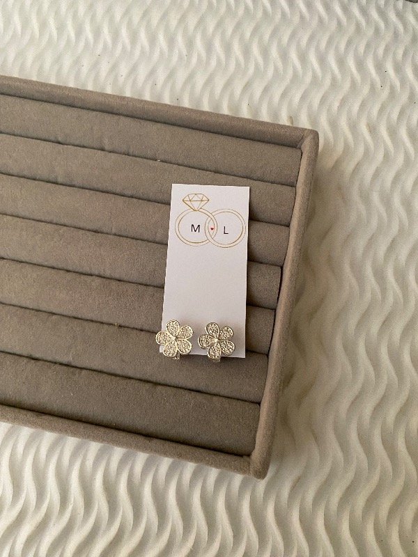 Producto - Argollas Flor Faty