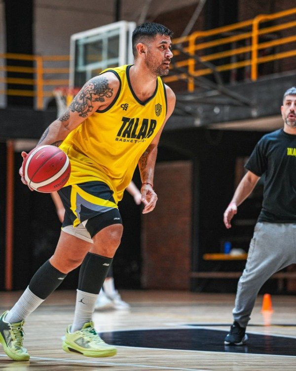 Producto - Camiseta Masculina "TALAR BASKETBALL"