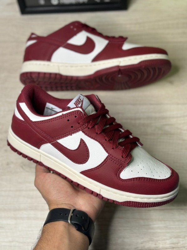 Producto - Nike SB Dunk Low Bordeaux