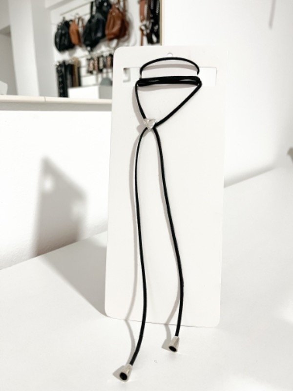 Producto - Corbatero HALO