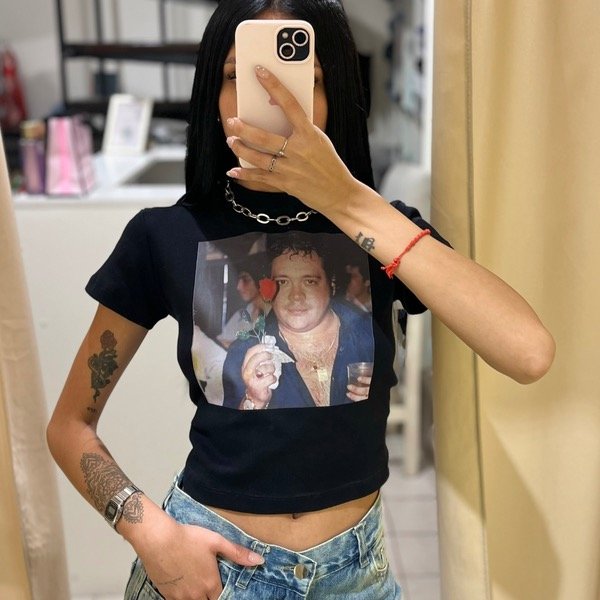 Producto - BABY TEE ÍDOLOS LEO