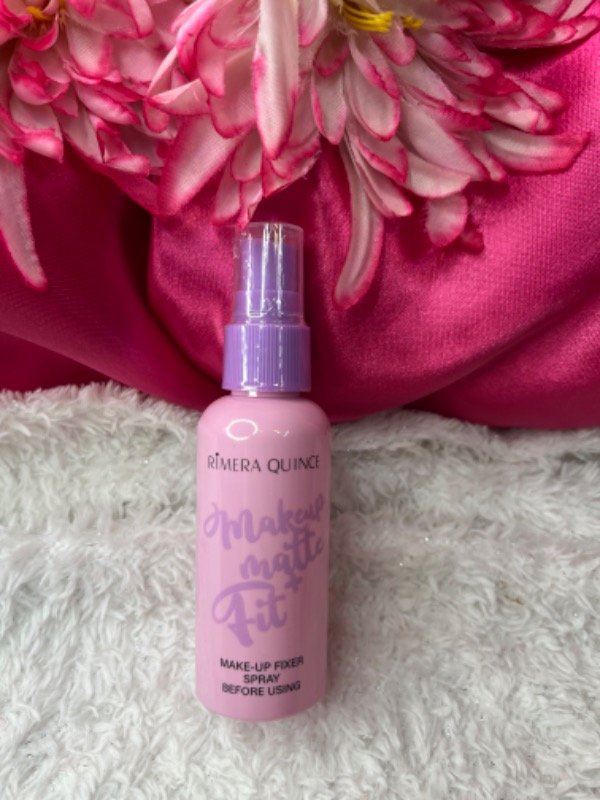 Producto - Fijador en spray de maquillaje rimera quince