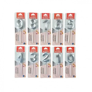 Producto - Velas con forma de número plateada