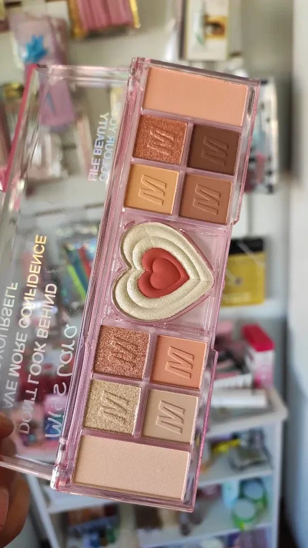 Producto - Paleta de sombras Miss Lara