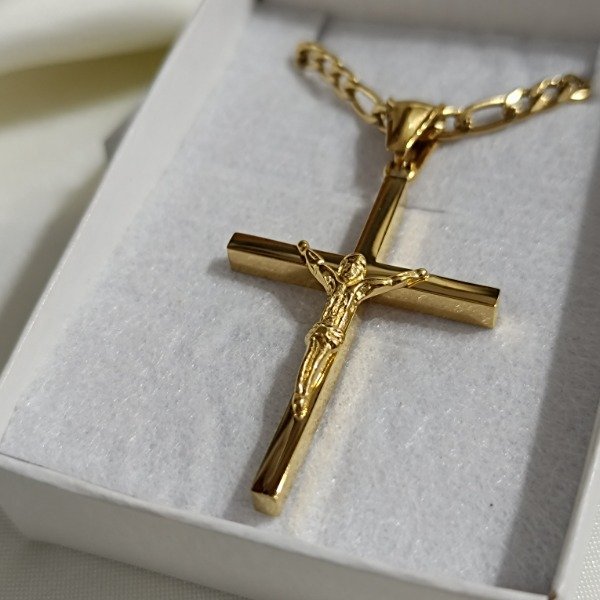 Producto - CRUZ RECTA CON CRISTO DORADA DA1015