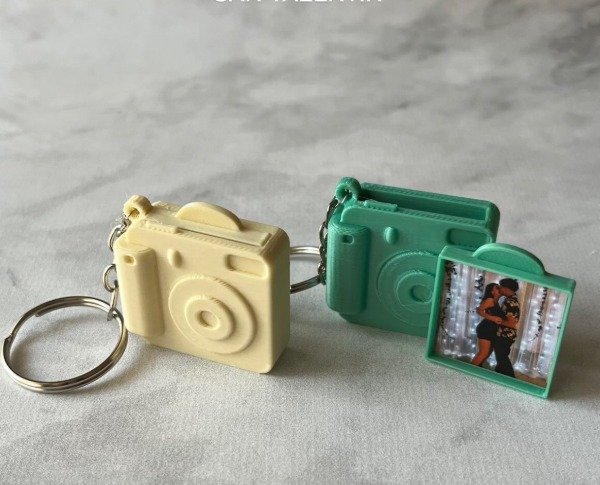 Producto - Llavero Cámara de Foto Instax Personalizado