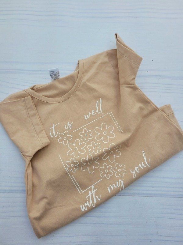 Producto - REMERA FLORCITAS BEIGE - TRANSFERENCIA 8.925 - 0
