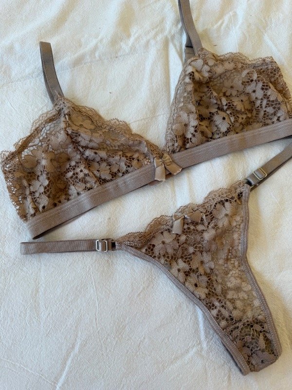 Producto - CONJUNTO ENCAJE ALTO