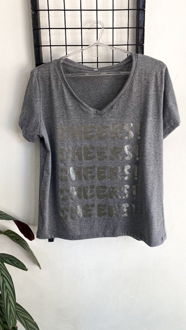 Producto - Remera Cheers - Precio 21.500 transferencia