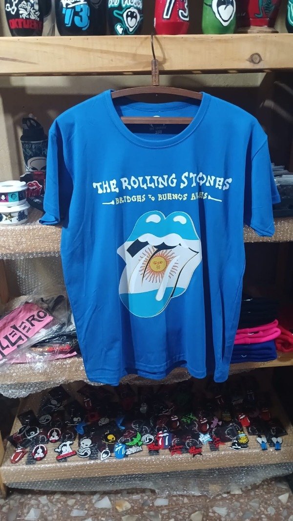 Producto - Remera rolling stones bridges to buenos aires 2